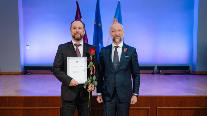 ar ministru