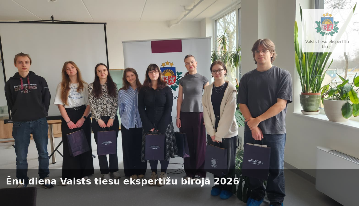 cilvēku grupa