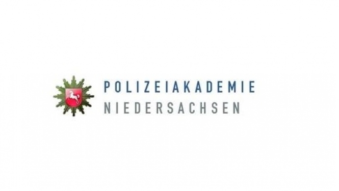Lejassaksijas policijas akadēmijas logo
